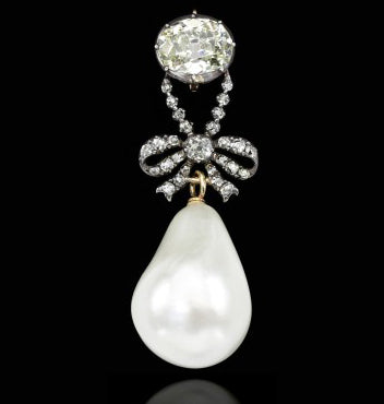 Marie Antoinette's Pearl Pendant